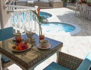 Les Hauts du Cap - Breakfast